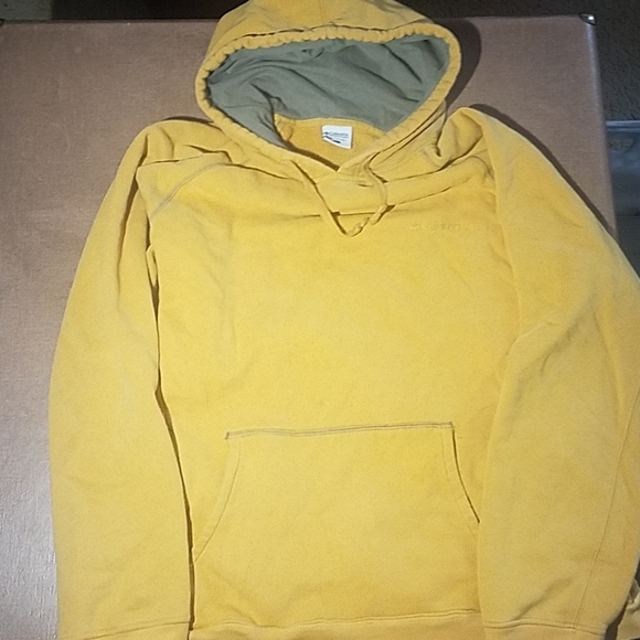 Columbia Mens Size Large Yellow Mustard 